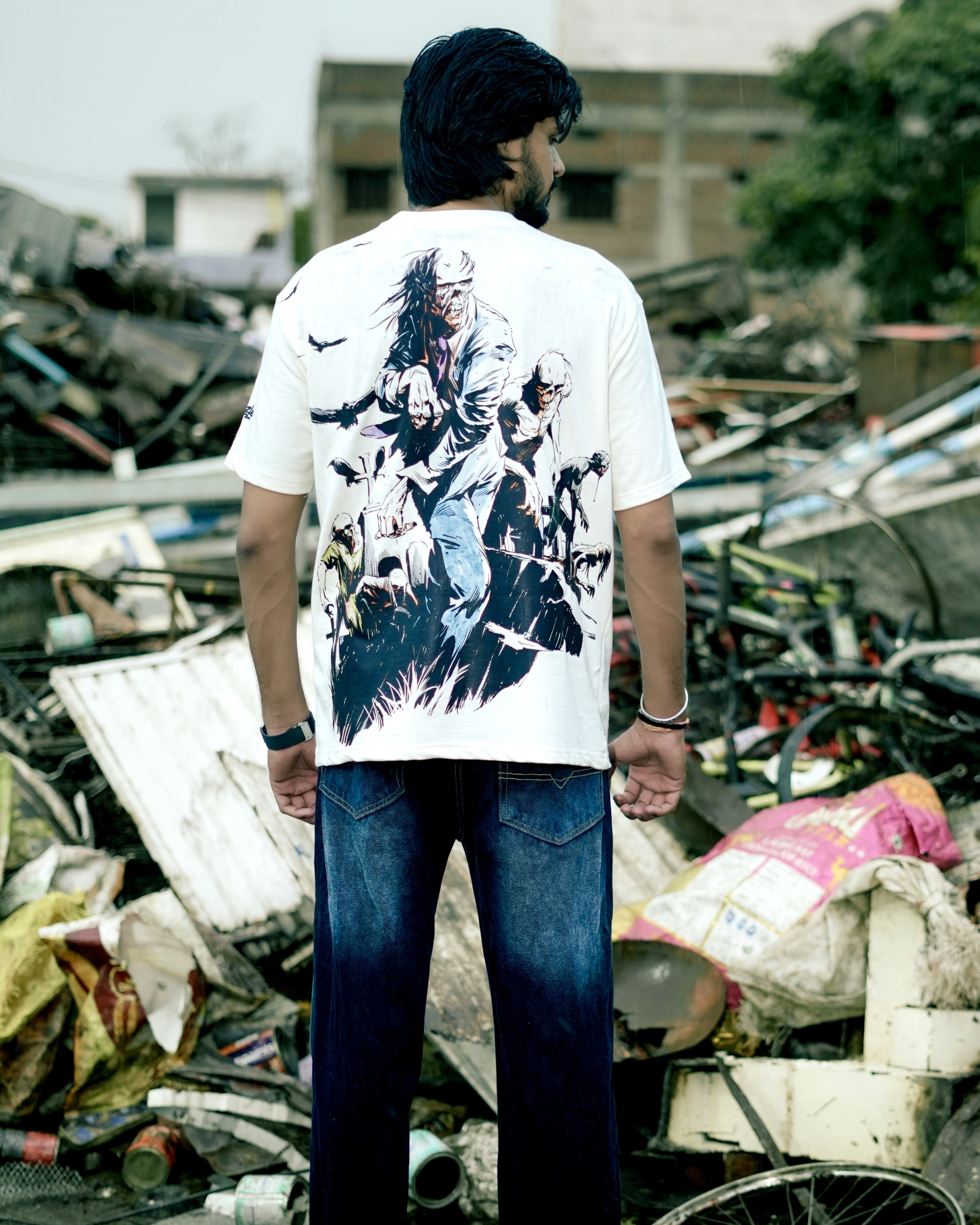 Rise From Graves : Oversized Off White Tee